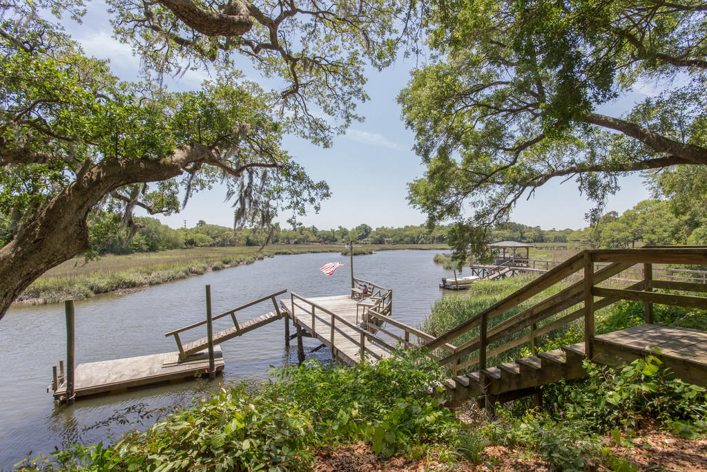 1758 Oak Point Road Charleston, SC 29412 - Photo 2 of 33 ck1805102-1034