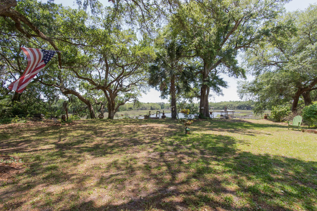 1758 Oak Point Road Charleston, SC 29412 - Photo 29 of 33 ck1805102-1031