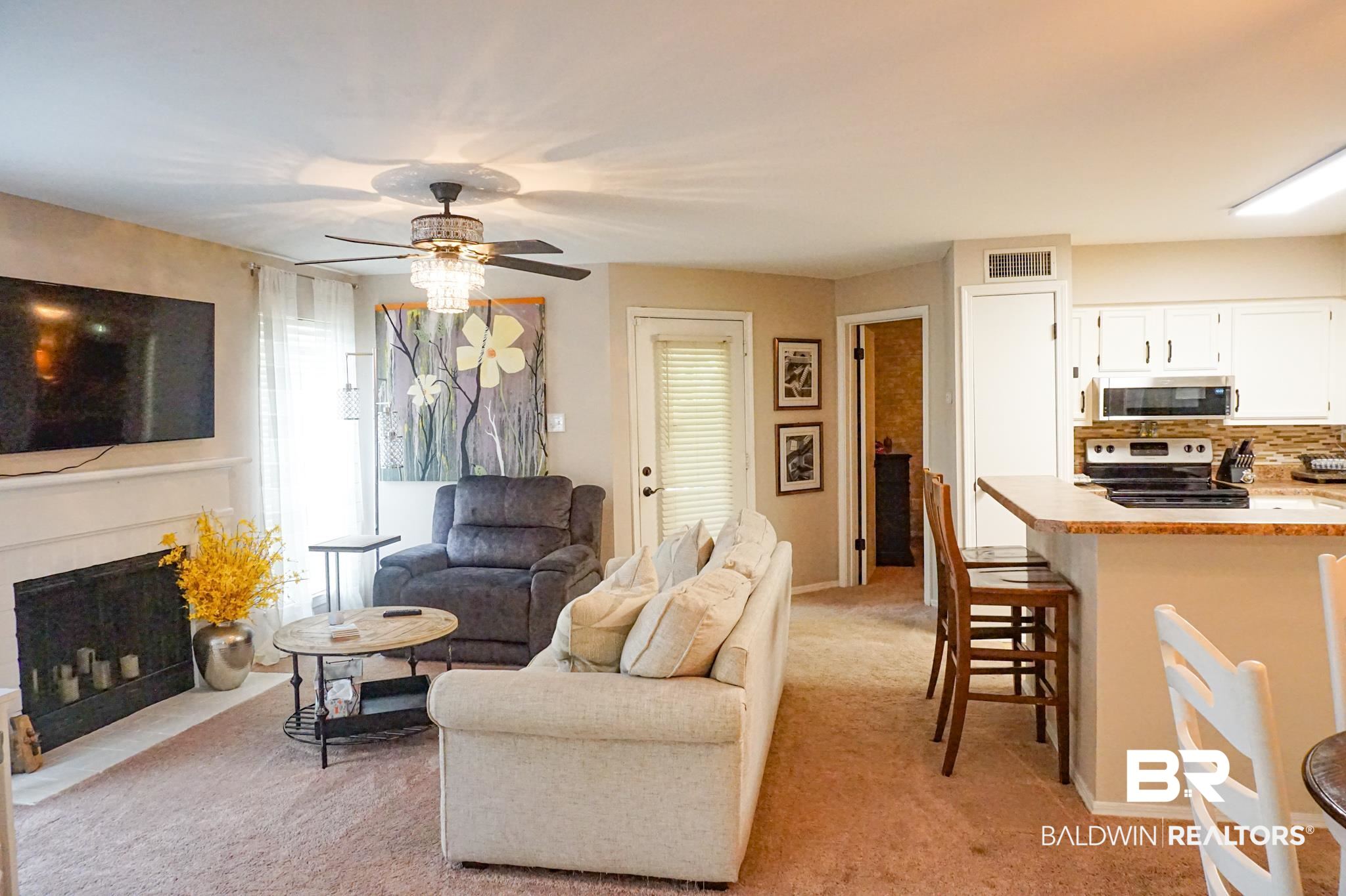 5608 Cottage Hill Road, Unit 223 Mobile, AL 36609 - Photo 4 of 14