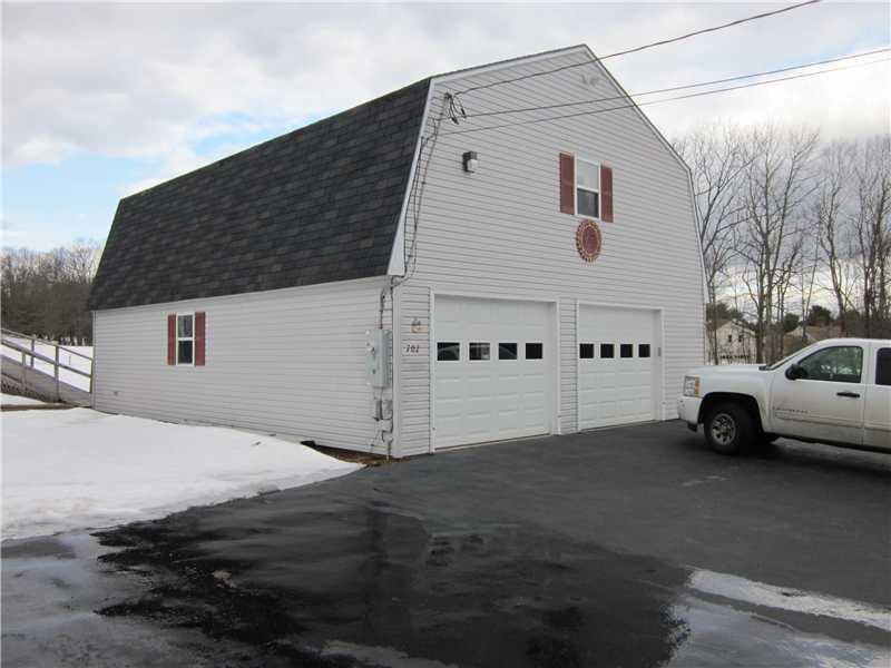 702 Meadow Road Topsham, ME 04086 - Photo 2 of 20 Exterior Front.