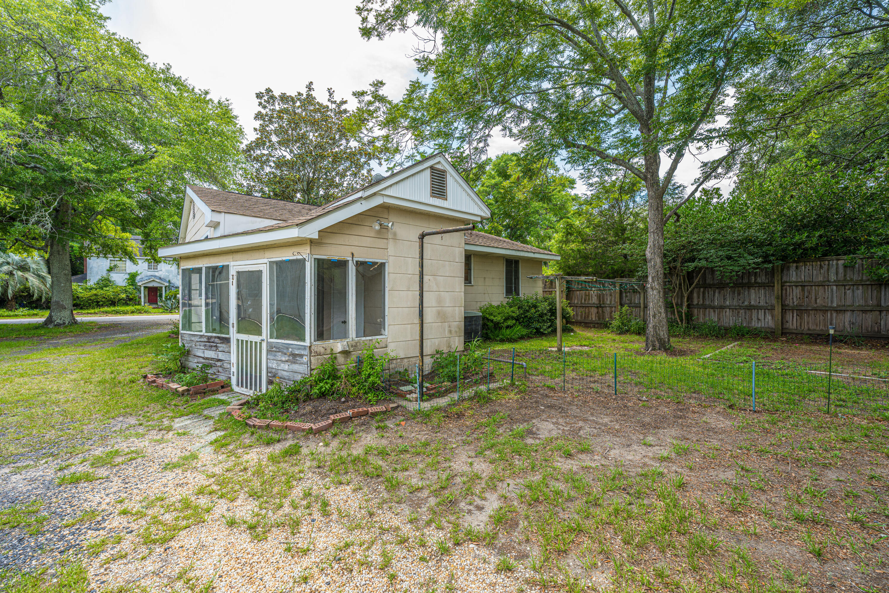 1182 Russell Drive Mount Pleasant, SC 29464 - Photo 24 of 57