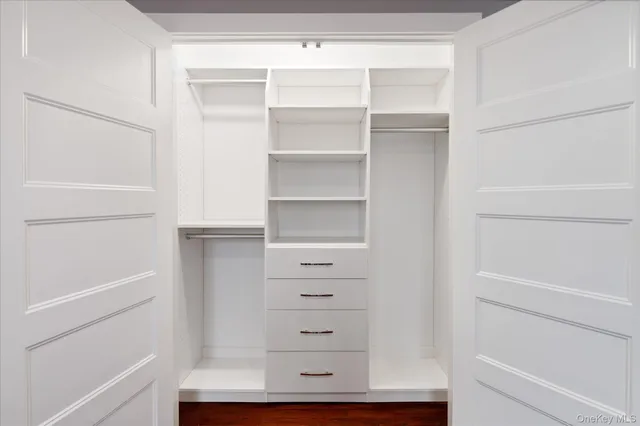 a view of walk in closet