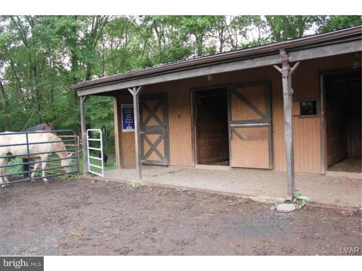 2020 Springer Road Harleysville, PA 19438 - Photo 3 of 21 Gallery Image 3