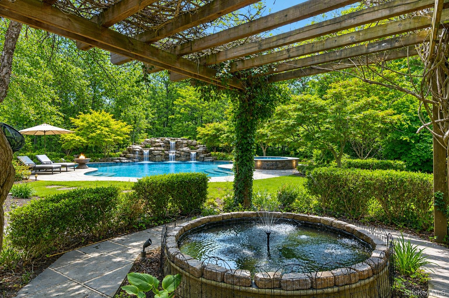 1 Springwood Path Syosset, NY 11791 - Photo 37 of 50 Virtually Staged