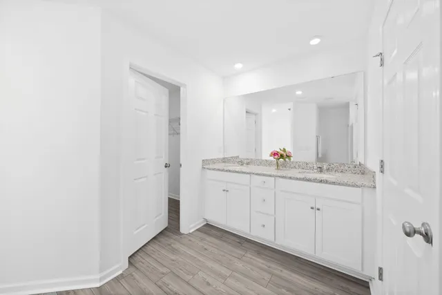 $329,900 | 146 Old Canoe Lane, Freeport, FL 32439