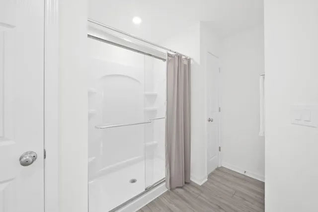 a view of an empty walk in closet