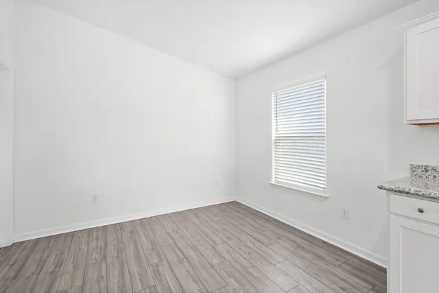 $329,900 | 146 Old Canoe Lane, Freeport, FL 32439