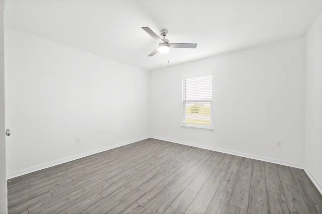 $329,900 | 146 Old Canoe Lane, Freeport, FL 32439