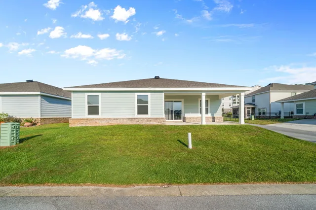 $329,900 | 146 Old Canoe Lane, Freeport, FL 32439