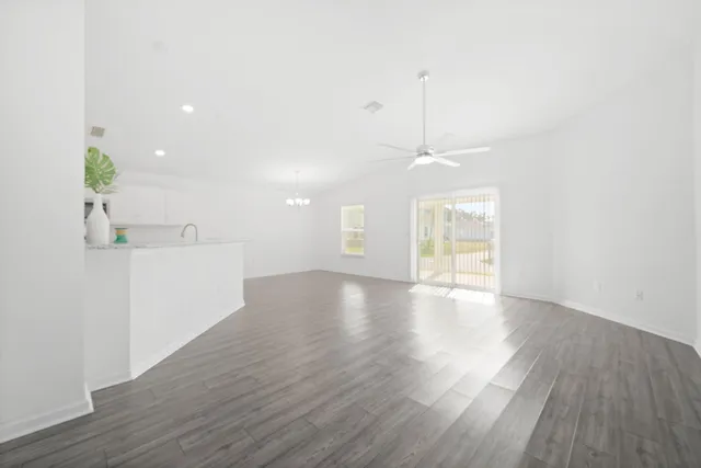 $329,900 | 146 Old Canoe Lane, Freeport, FL 32439