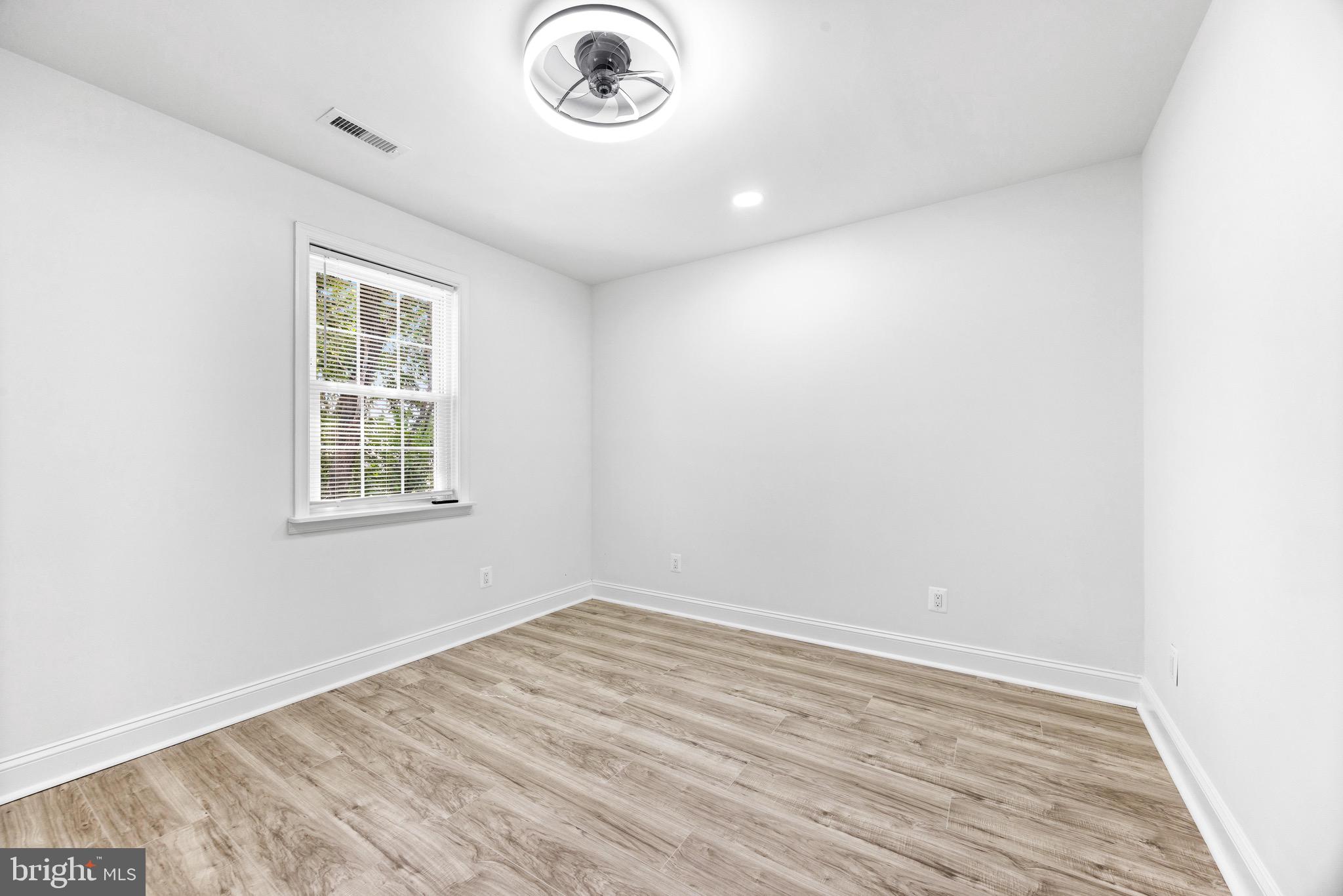 4 Clipper Road Baltimore, MD 21221 - Photo 25 of 39