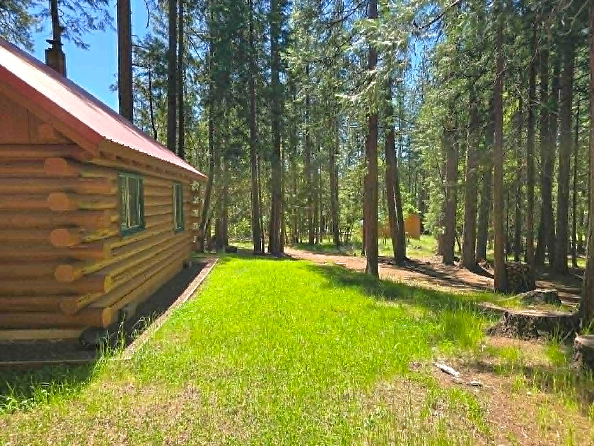 836 Ulrich Road Prospect, OR 97536 - Photo 30 of 47 a view of outdoor space and yard