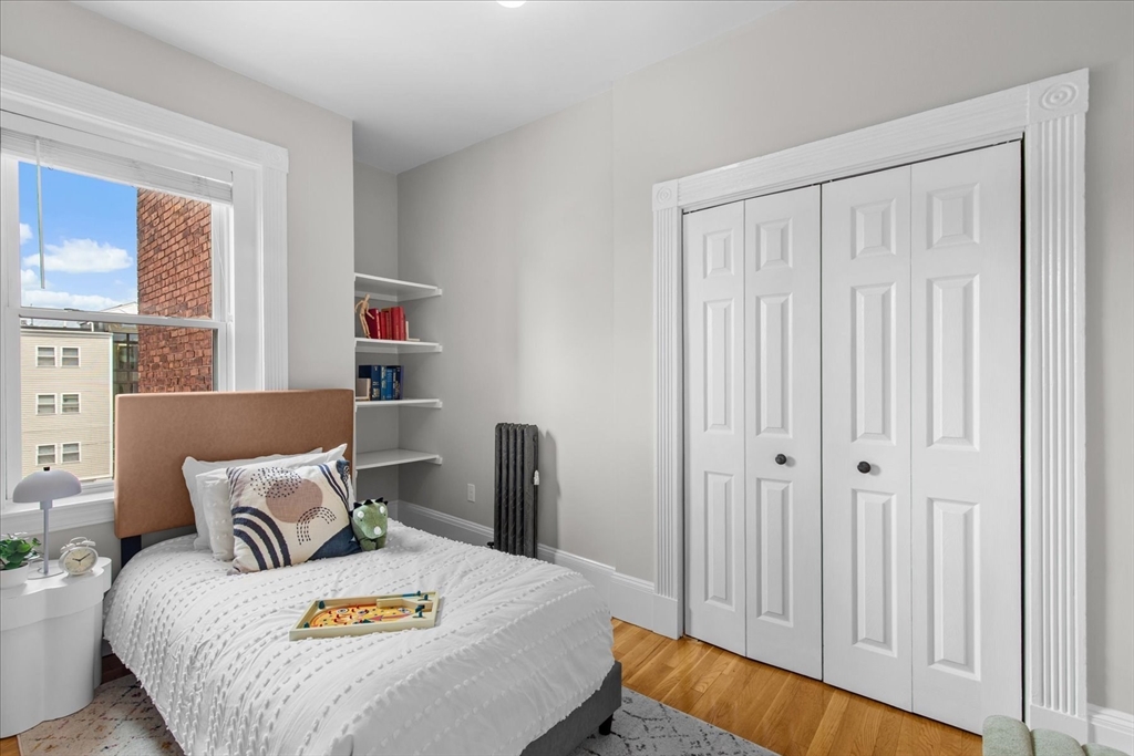 9 Verndale Street, Unit 2 Brookline, MA 02446 - Photo 23 of 39
