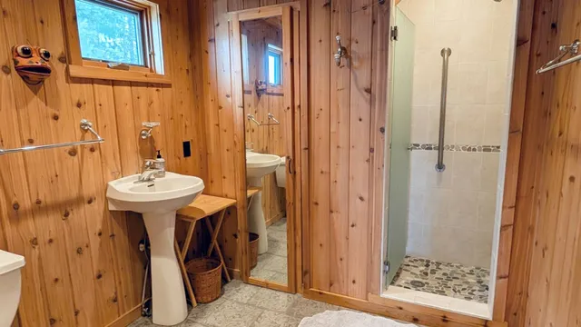 $1,500,000 | 8442 Highway 24, Cook, MN 55723