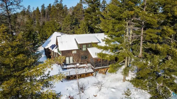 $1,500,000 | 8442 Highway 24, Cook, MN 55723