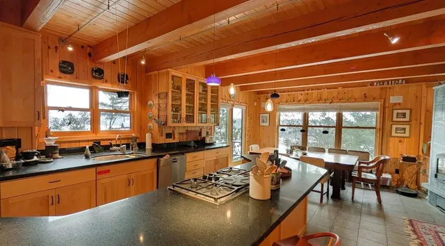 $1,500,000 | 8442 Highway 24, Cook, MN 55723