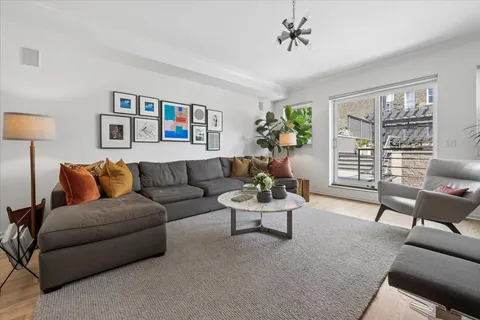 $1,585,000 | 1922 West Cortland Street, Chicago, IL 60622