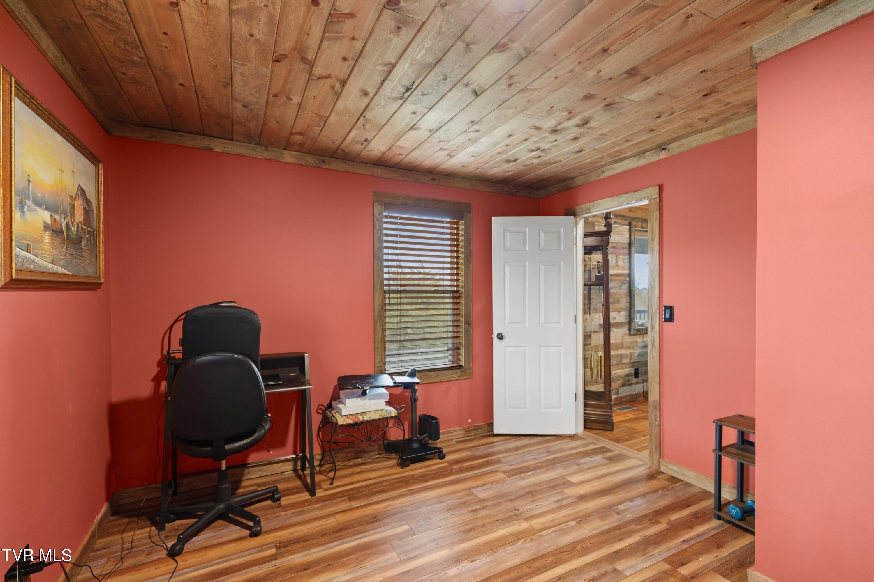 1690 Goodman Loop Bulls Gap, TN 37711 - Photo 15 of 46 015-1690GoodmanLoop-BullsGap-TN-37711-SM