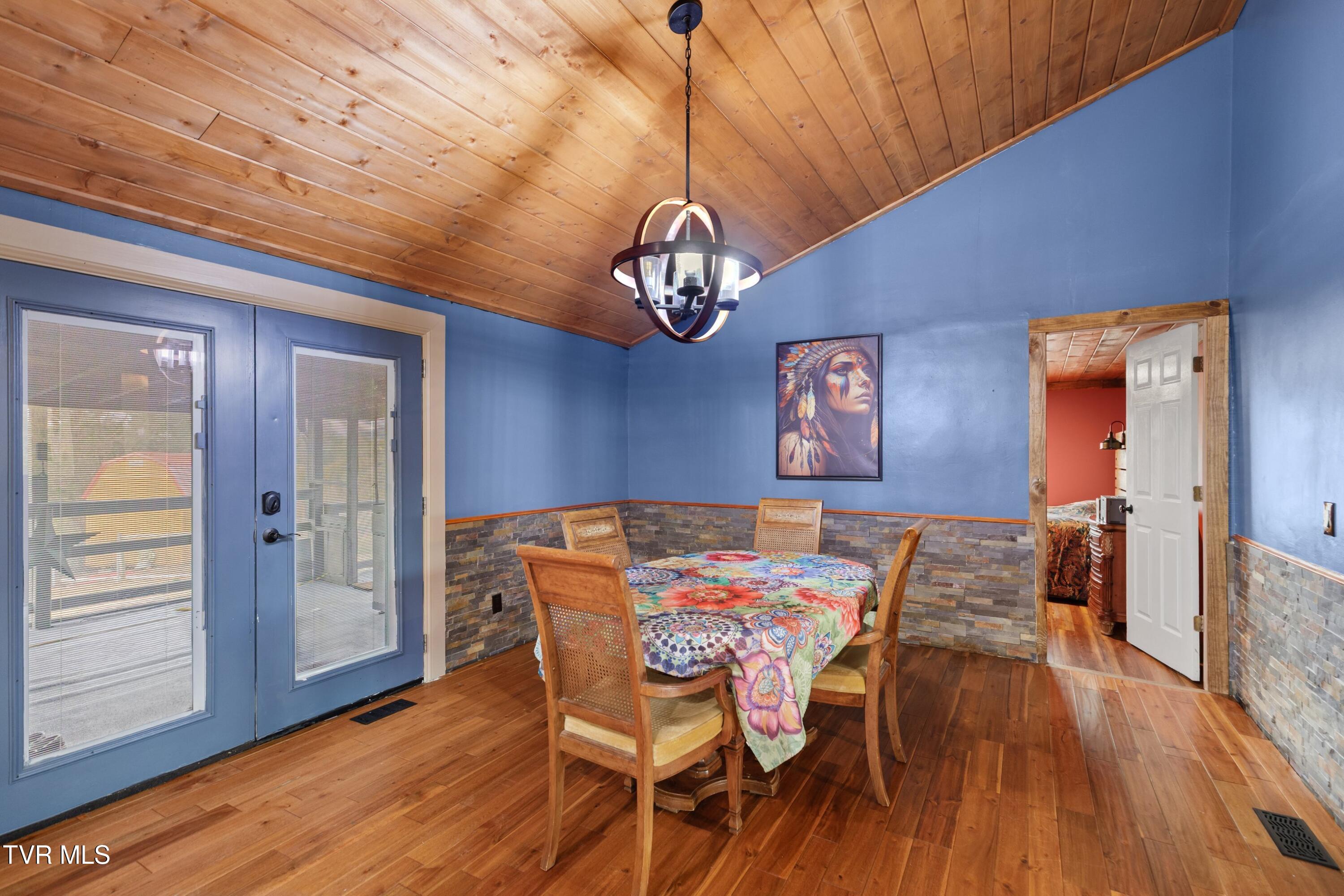 1690 Goodman Loop Bulls Gap, TN 37711 - Photo 21 of 46 021-1690GoodmanLoop-BullsGap-TN-37711-SM