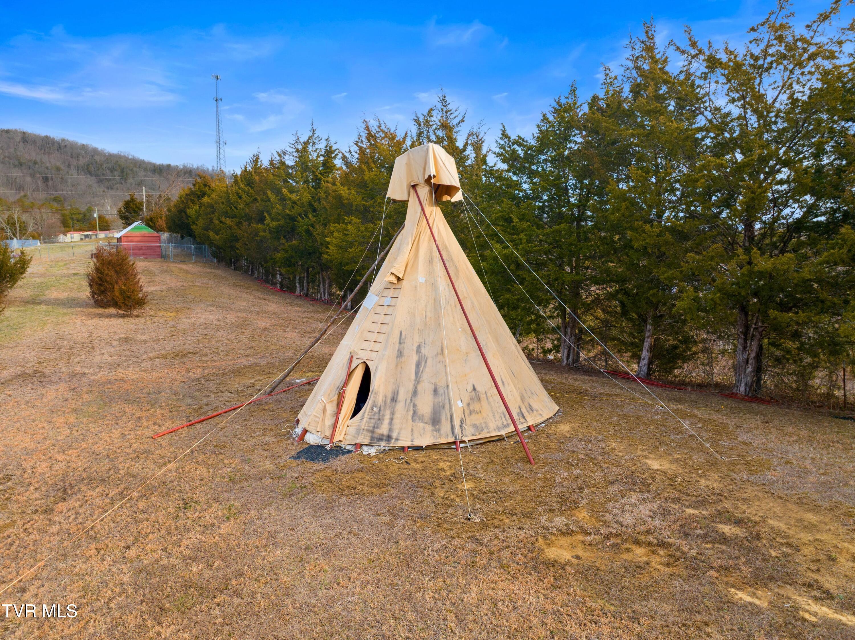 1690 Goodman Loop Bulls Gap, TN 37711 - Photo 40 of 44 042-1690GoodmanLoop-BullsGap-TN-37711-SM