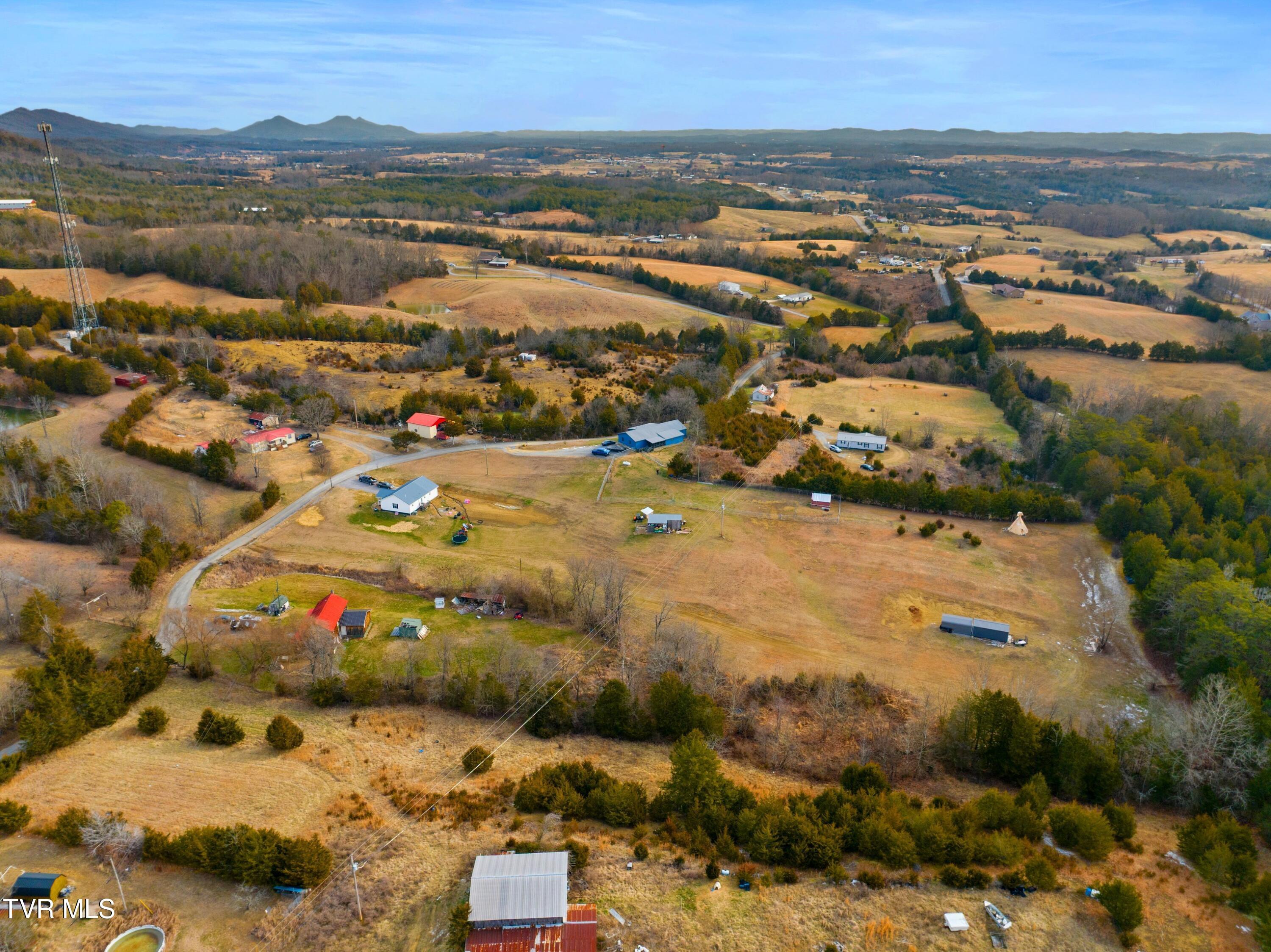 1690 Goodman Loop Bulls Gap, TN 37711 - Photo 42 of 44 044-1690GoodmanLoop-BullsGap-TN-37711-SM