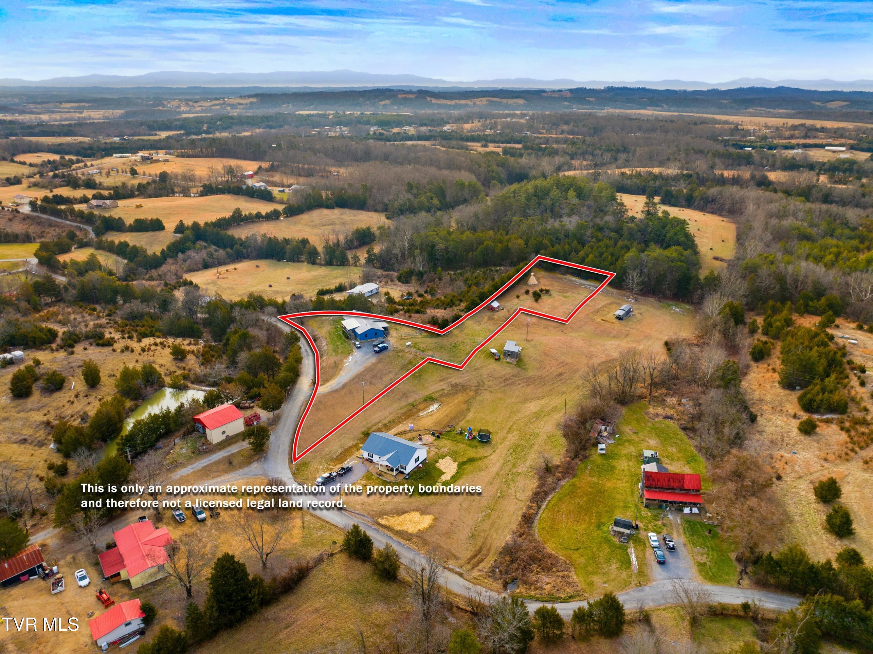 1690 Goodman Loop Bulls Gap, TN 37711 - Photo 6 of 46 006-1690GoodmanLoop-BullsGap-TN-37711-SM