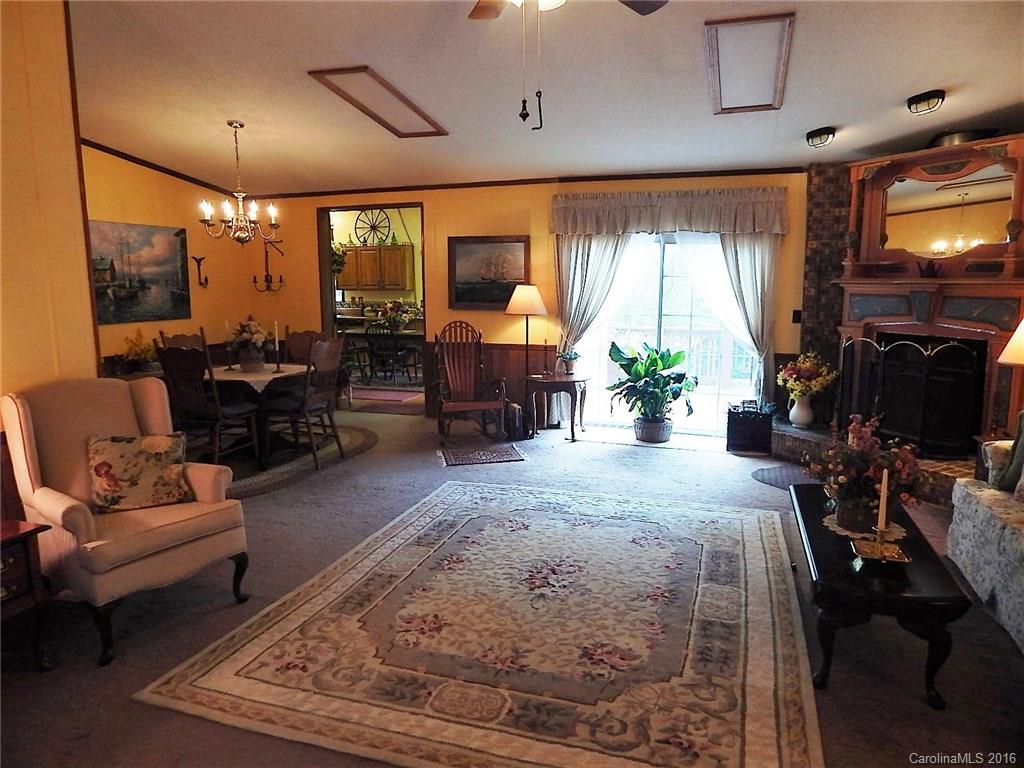 310 Johnson Road Brevard, NC 28712 - Photo 6 of 24 Gallery Image 6