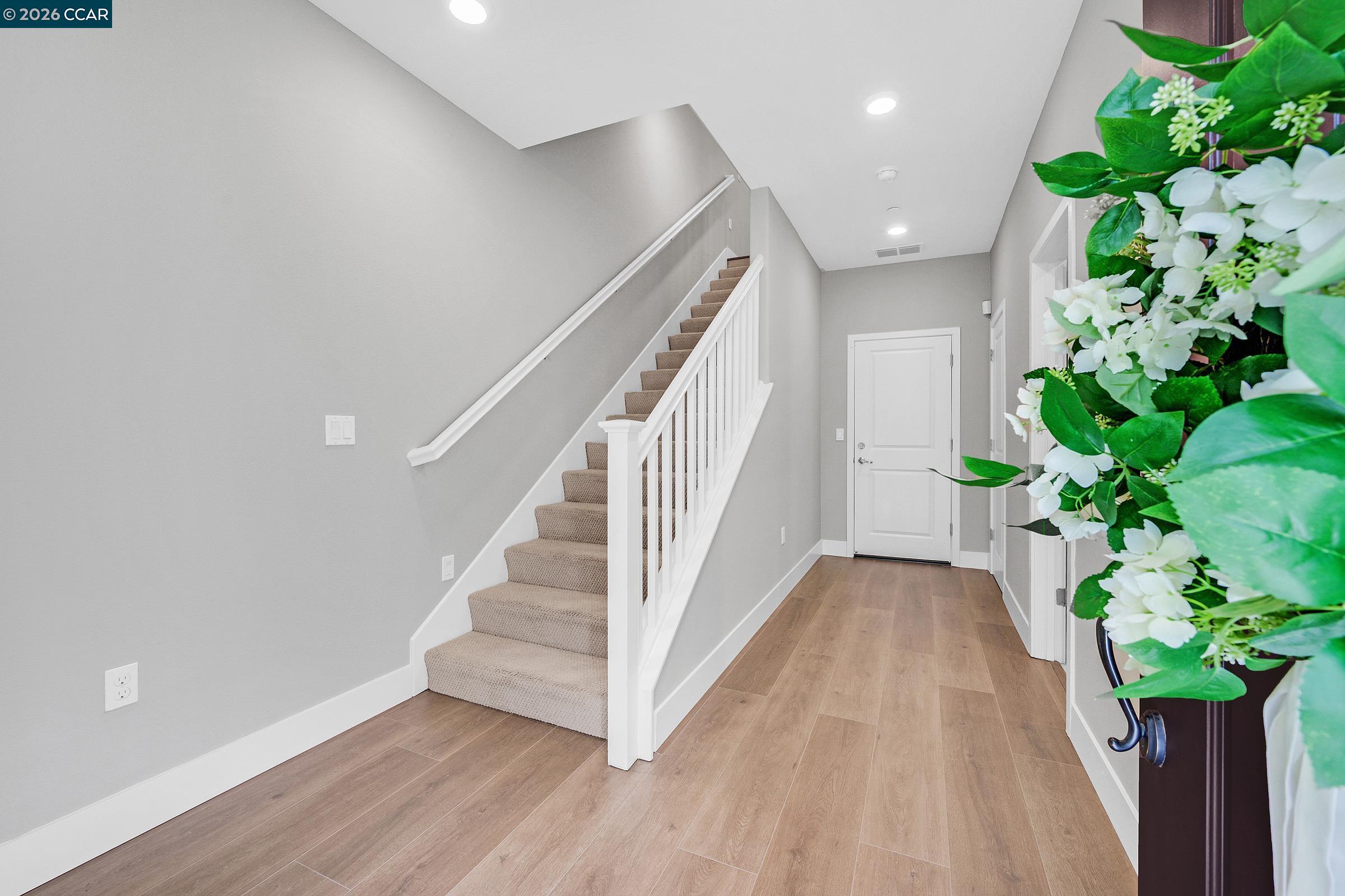 3126 Aran Way Dublin, CA 94568 - Photo 4 of 47