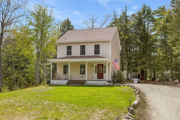 $489,900 | 127 North Shore Road, Gray, ME 04039