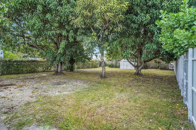 $4,100 | 330 Southwest 48th Avenue, Miami, FL 33134