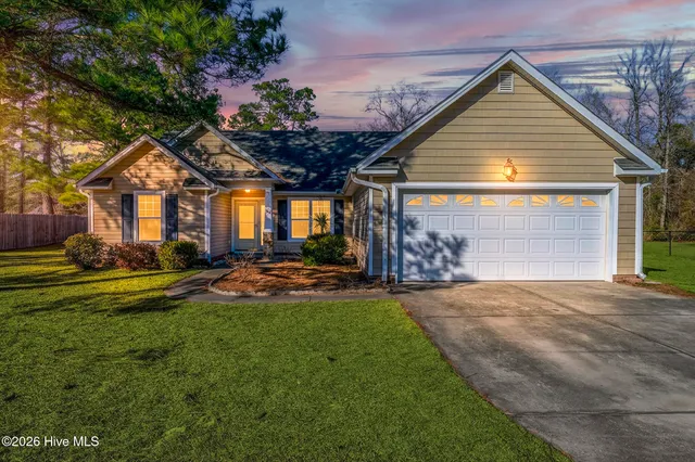 $260,000 | 127 Millwood Drive, Vanceboro, NC 28586