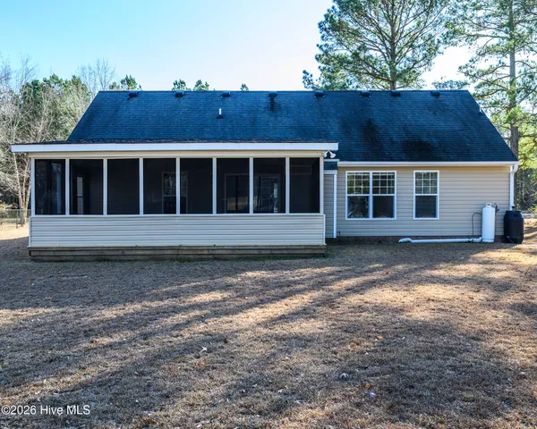 $260,000 | 127 Millwood Drive, Vanceboro, NC 28586