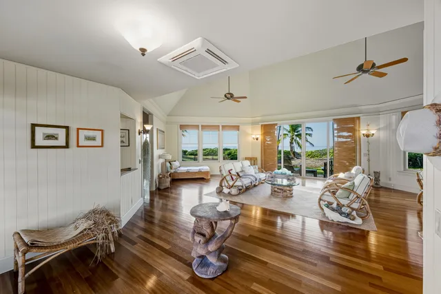 $1,469,500 | 2380 Kamehameha V Highway, Kaunakakai, HI 96748