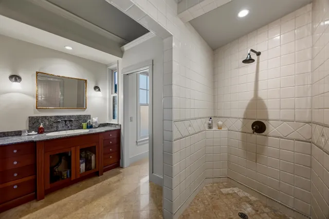 $1,469,500 | 2380 Kamehameha V Highway, Kaunakakai, HI 96748