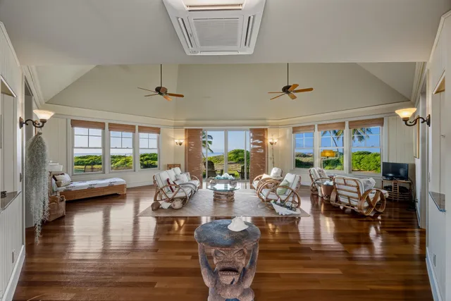 $1,469,500 | 2380 Kamehameha V Highway, Kaunakakai, HI 96748