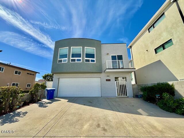 4053 Sunset Lane Oxnard, CA 93035 - Photo 1 of 33 a front view of a house