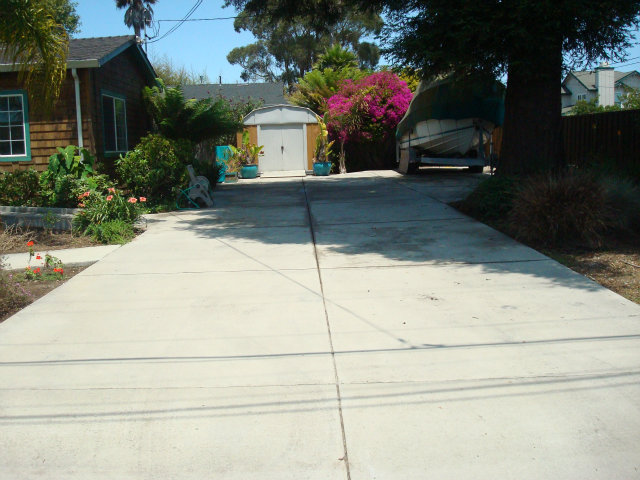 3401 Roland Drive Santa Cruz, CA 95062 - Photo 6 of 20 a view of a backyard of the house