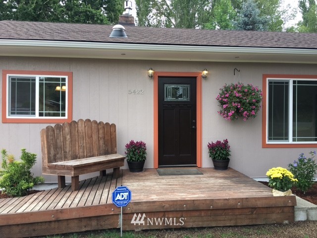 5422 Lake Valley Road Southeast Port Orchard, WA 98367 - Photo 2 of 25 Gallery Image 2