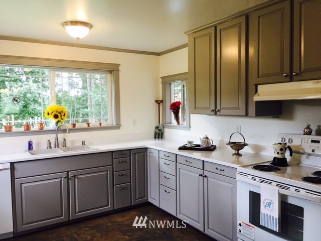 5422 Lake Valley Road Southeast Port Orchard, WA 98367 - Photo 8 of 25 Gallery Image 8
