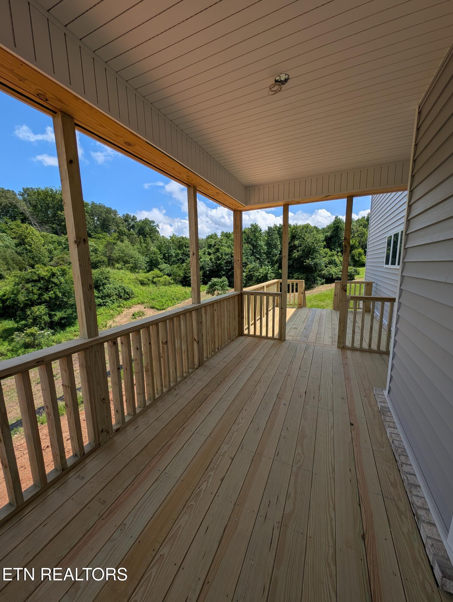 142 Pineberry East Road, Unit LOT 171 Oak Ridge, TN 37830 - Photo 7 of 33 Screened deck