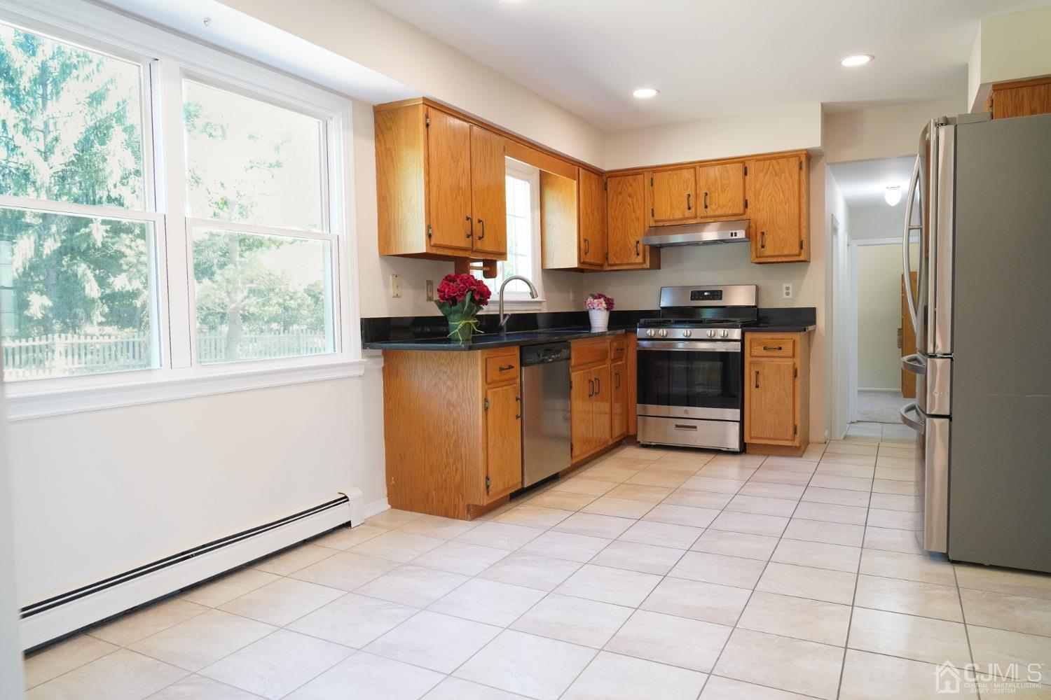 16 Mundy Road East Brunswick, NJ 08816 - Photo 11 of 53 Gallery Image 11
