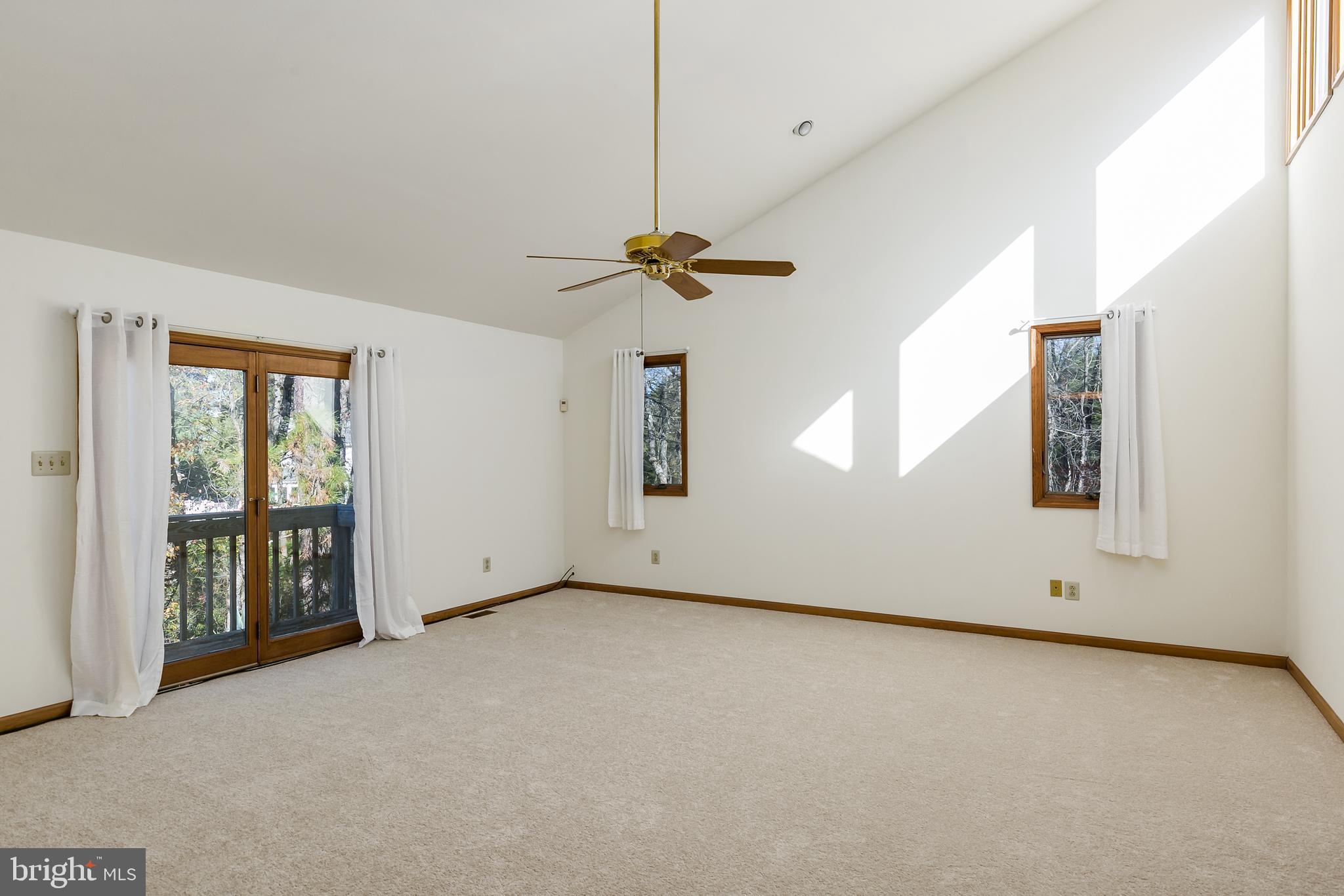 302 Hopewell Road Marlton, NJ 08053 - Photo 22 of 40 Master bedroom with balcony