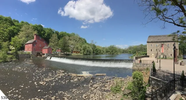 $599,900 | 22 Fairview Avenue, Clinton, NJ 08809