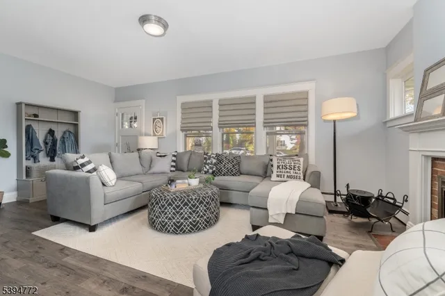 $599,900 | 22 Fairview Avenue, Clinton, NJ 08809