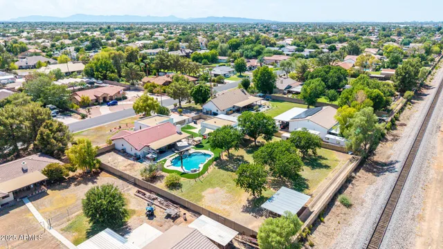 $1,074,000 | 636 East Mesquite Avenue, Gilbert, AZ 85296