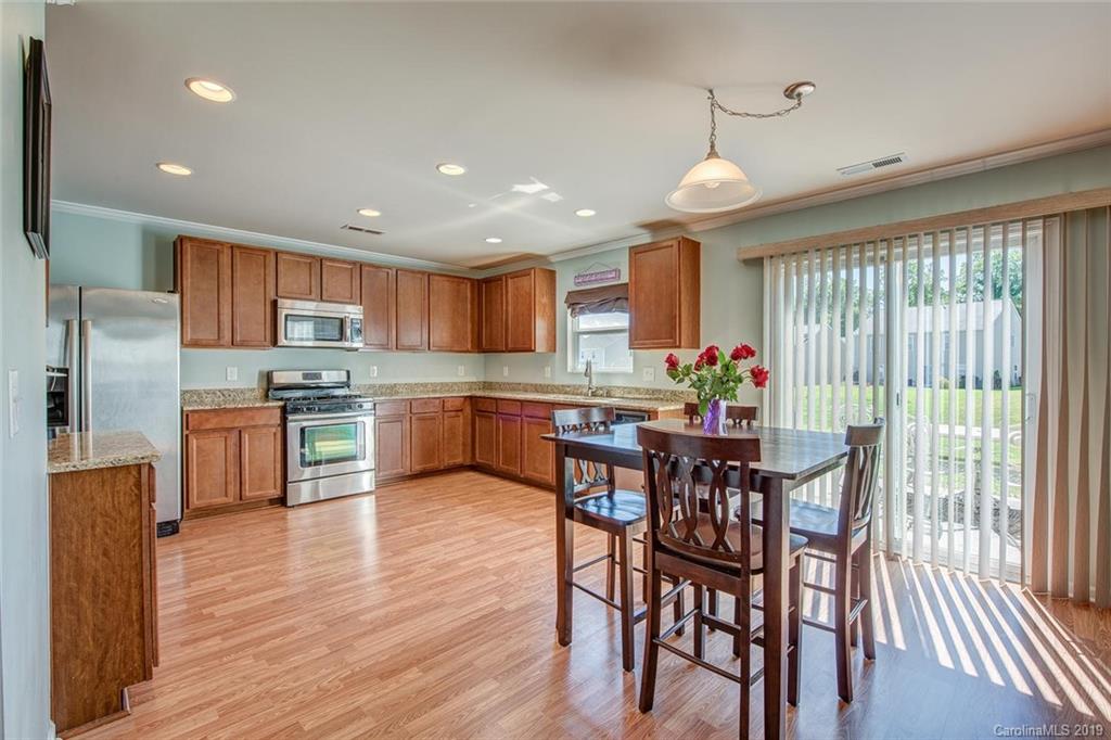 2348 Riding Trail Road Gastonia, NC 28054 - Photo 10 of 32 Gallery Image 10