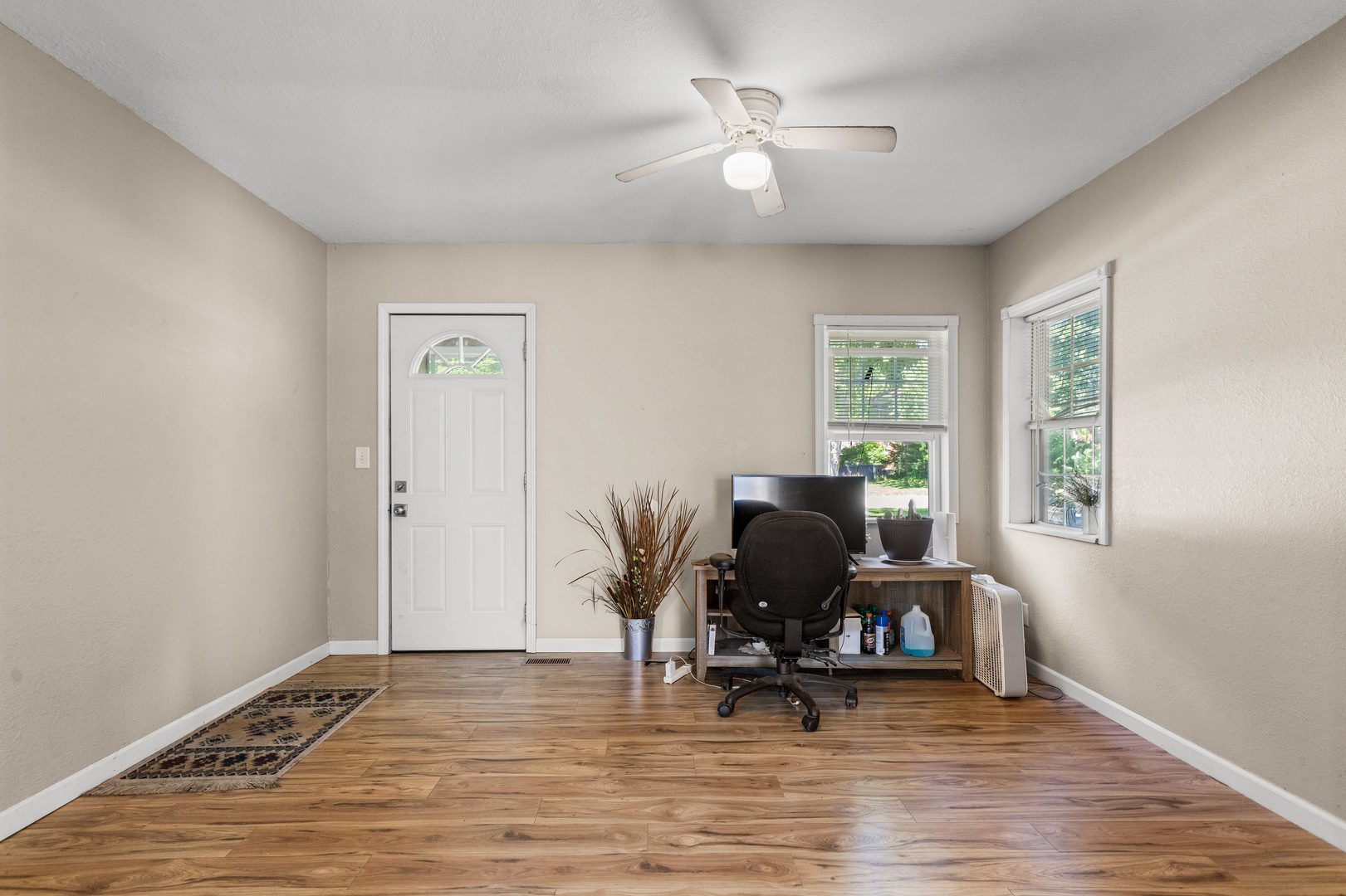 304 South 3rd Street Fisher, IL 61843 - Photo 7 of 23