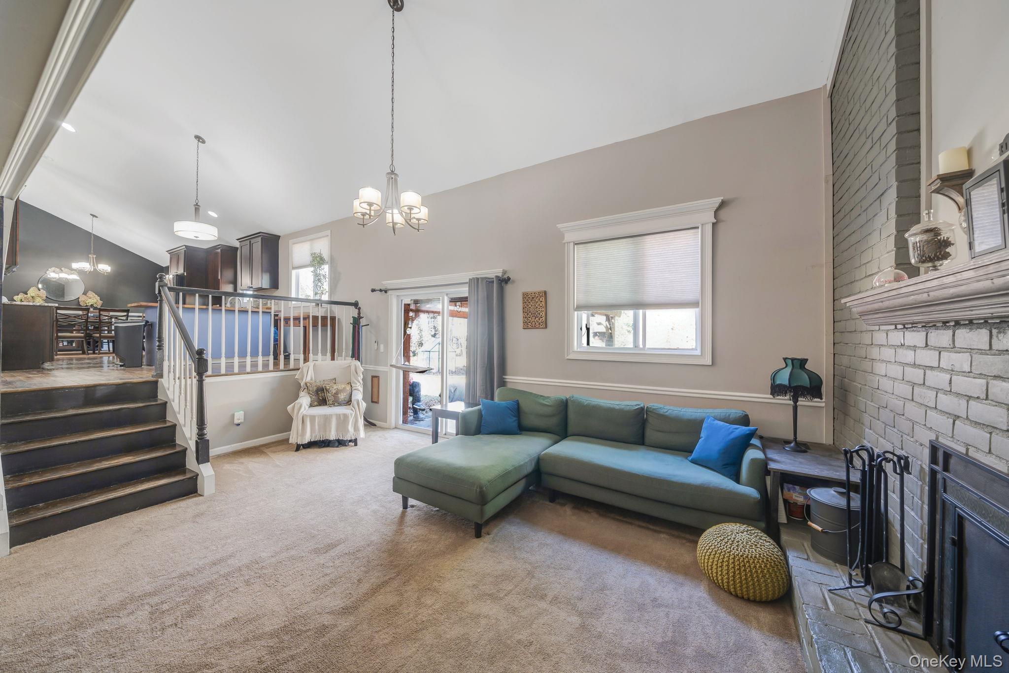 17 Rolling Hills Drive Ridge, NY 11961 - Photo 21 of 44