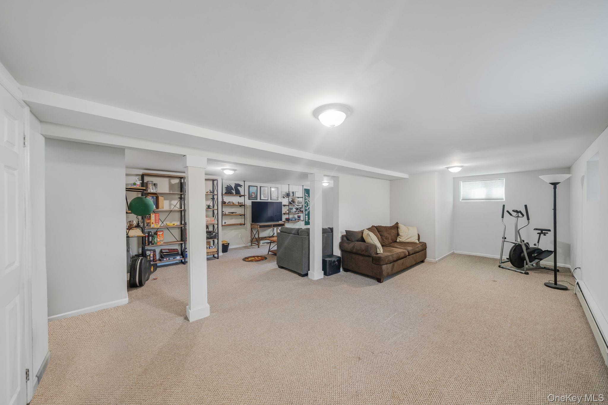 17 Rolling Hills Drive Ridge, NY 11961 - Photo 26 of 44