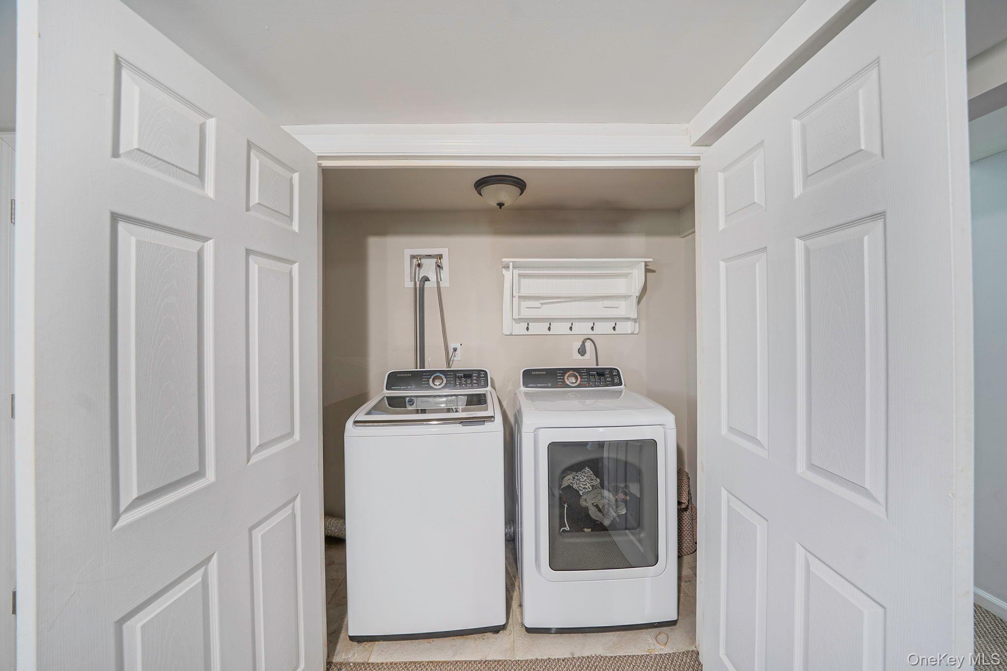 17 Rolling Hills Drive Ridge, NY 11961 - Photo 30 of 44